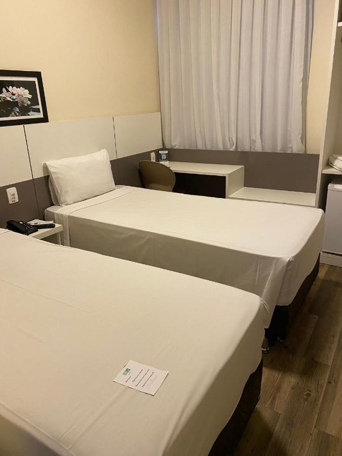 Hotel H2 Congonhas Eksteriør billede A single bed